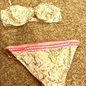 Victoria’s Secret Swimsuit size L